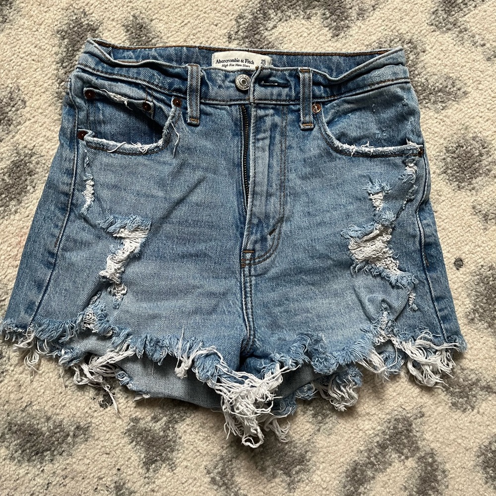 Abercrombie Jean shorts size 25
